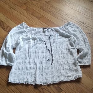 White quater sleeve blouse